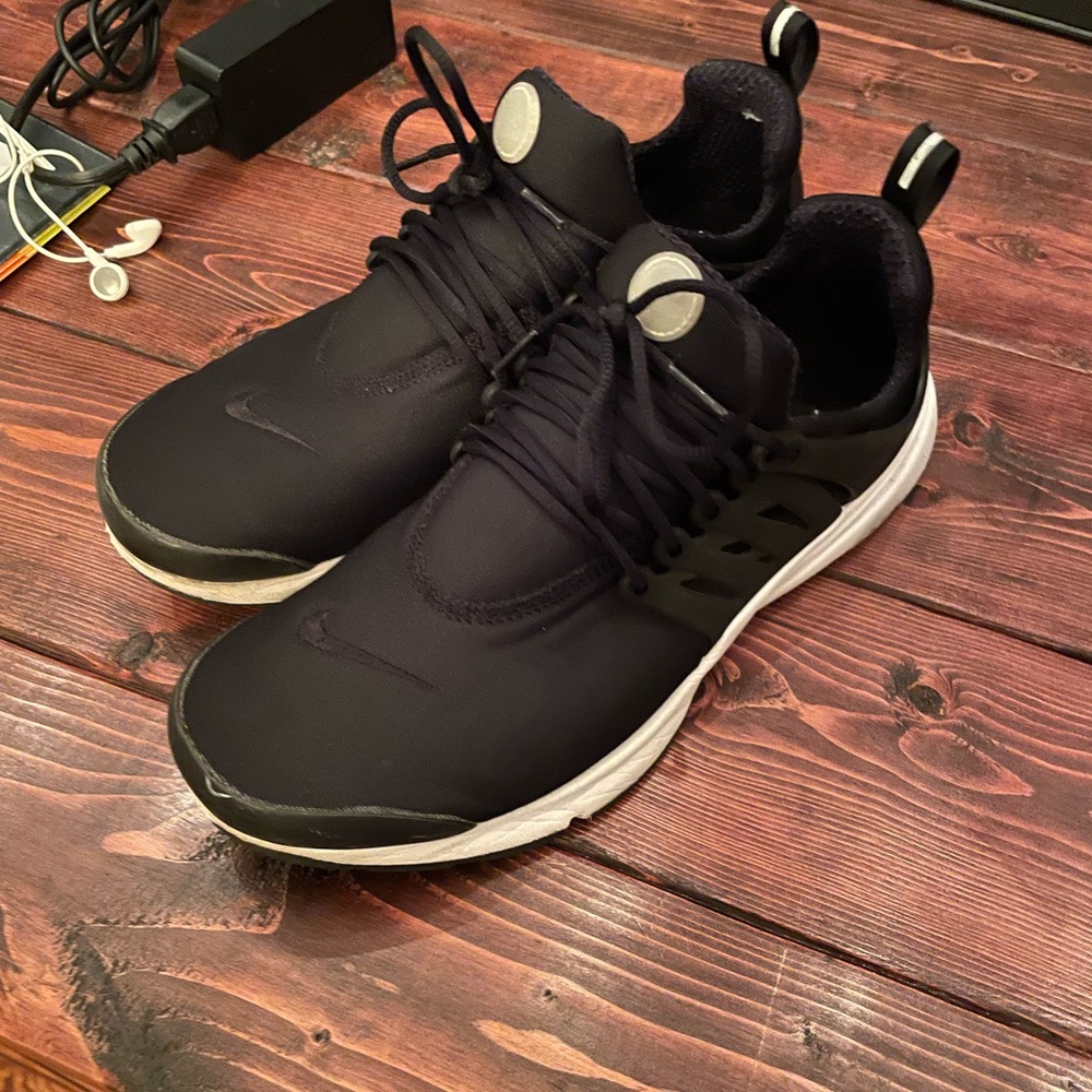 Nike Prestos MEN SIZE 10